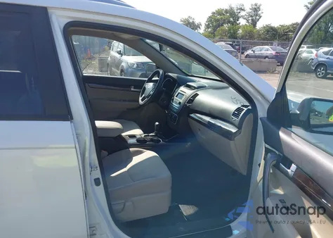 2015 Kia Sorento Lx V6 z USA, uszkodzony, nr VIN 5XYKTDA75FG659696